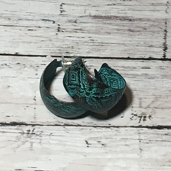 Jewelry - Western Style Texture Hoop Earrings